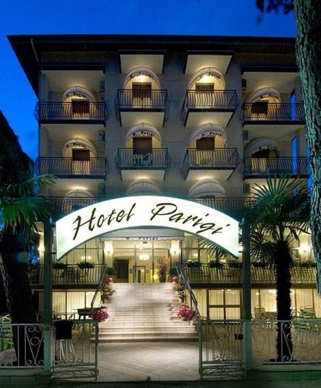 Hotel Parigi 3*