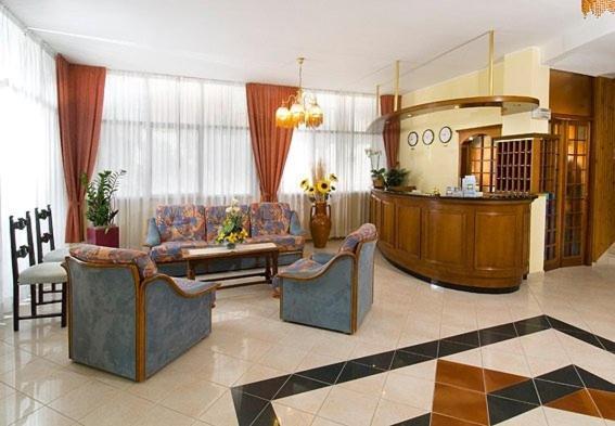 Parigi 3* Cervia